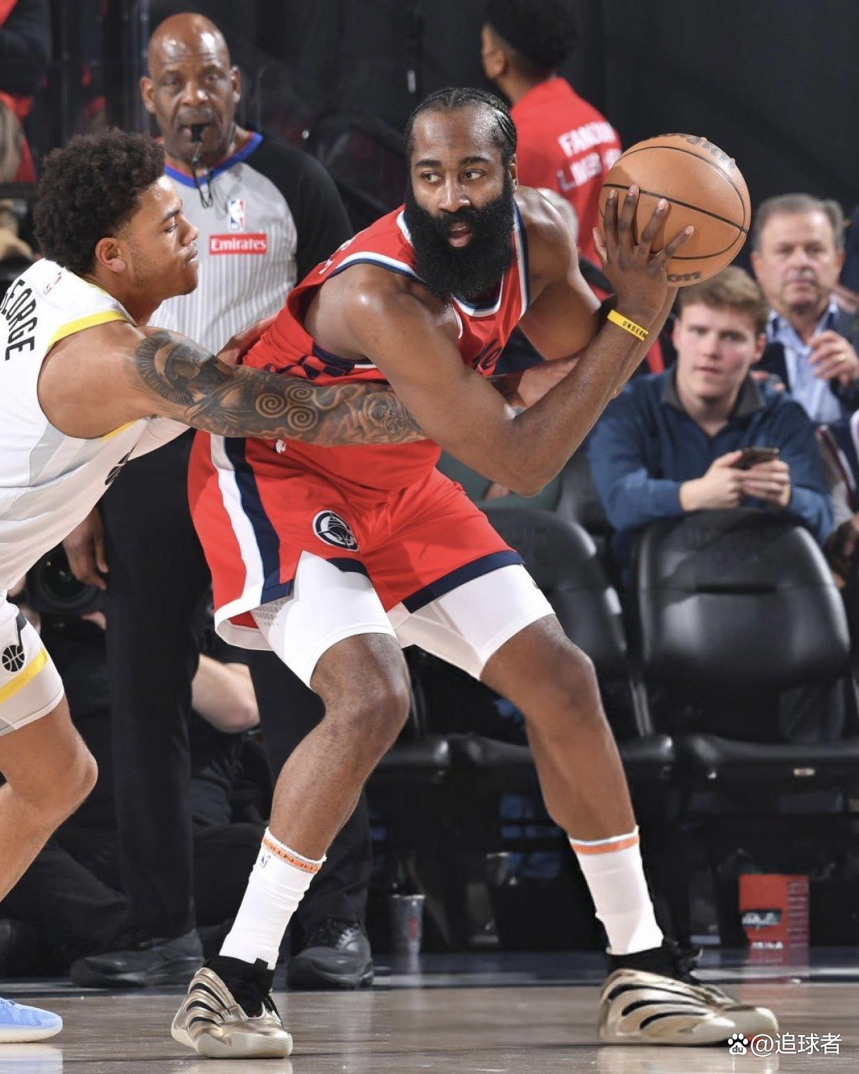 AYX-包含哈登在FPX比赛中精彩发挥，连败引发热议！的词条