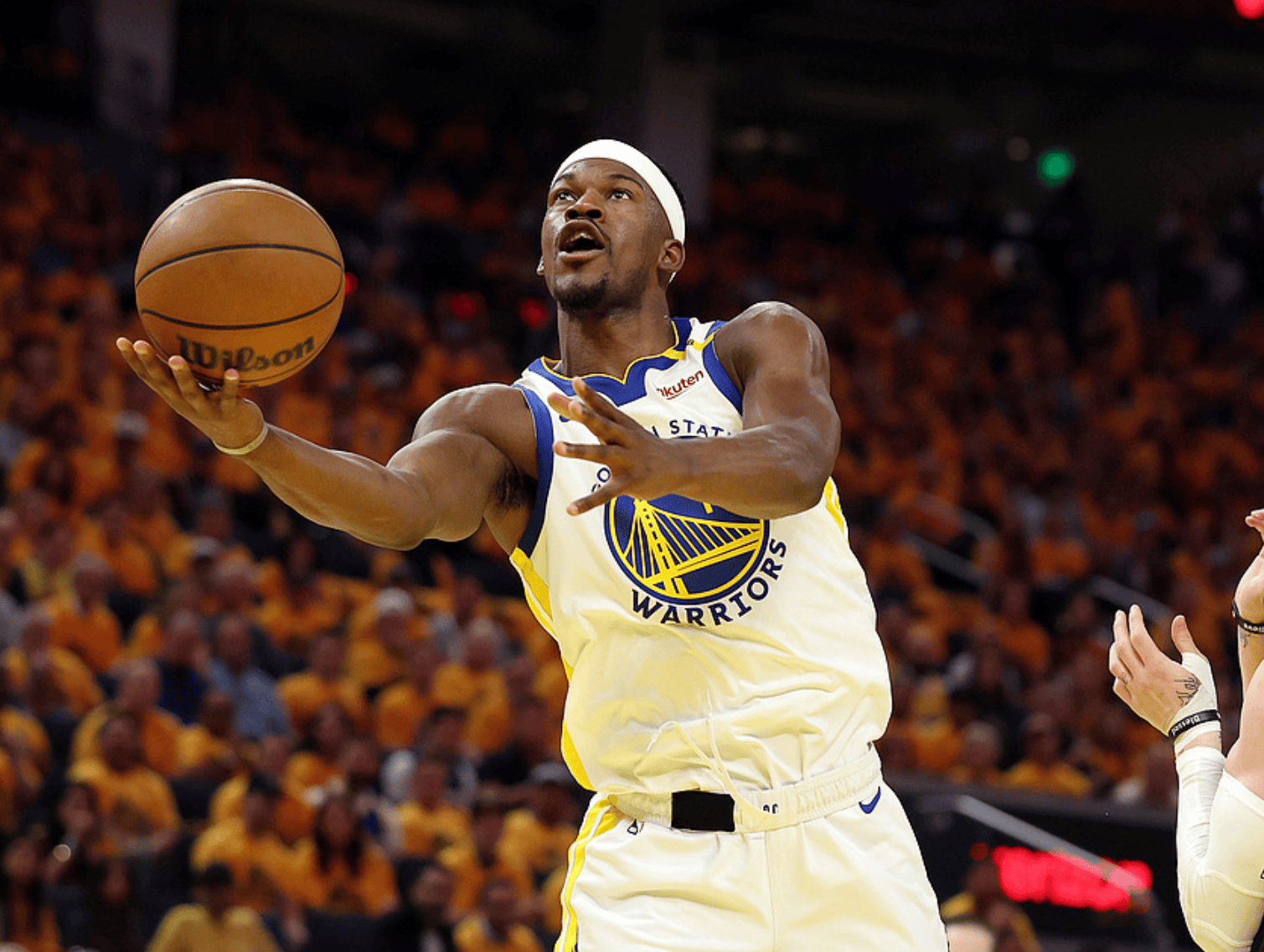 AYX-巴特勒在巴黎圣日耳曼比赛中突破纪录，赛况扑朔迷离引发热议！的简单介绍